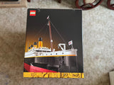 Lego Titanic 10294, neuf et dans son emballage d'origine non ouvert