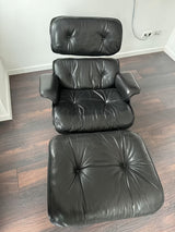 Fauteuil et repose-pieds Vitra Charles & Ray Eames