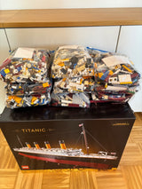 LEGO 10294 Titanic