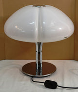 Lampe de table signée Harvey Guzzini
