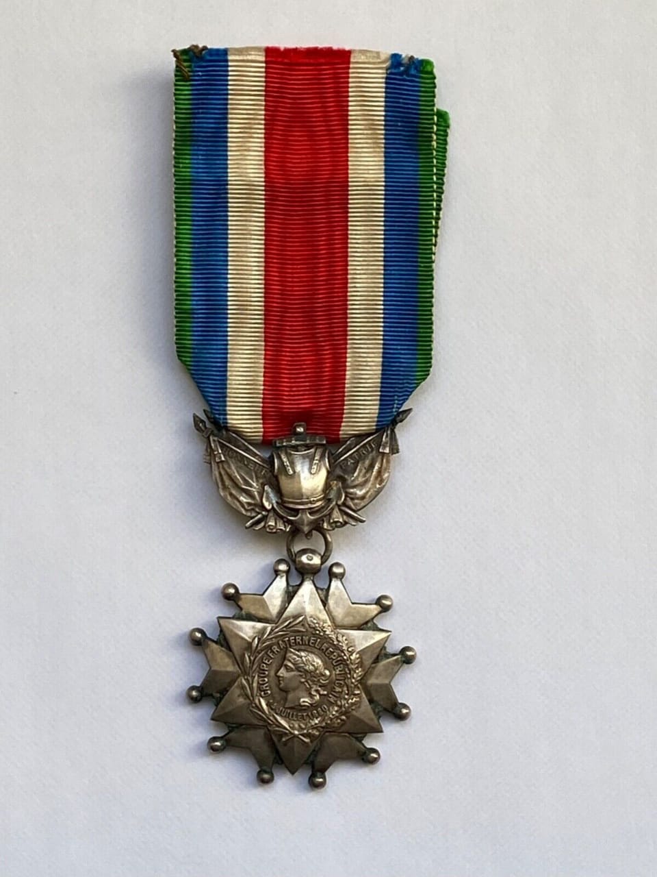RARE 1 er  type GROUPE FRATERNEL RÉPUBLICAIN ANCIENS DÉFENSEURS  PATRIE 1870- 71
