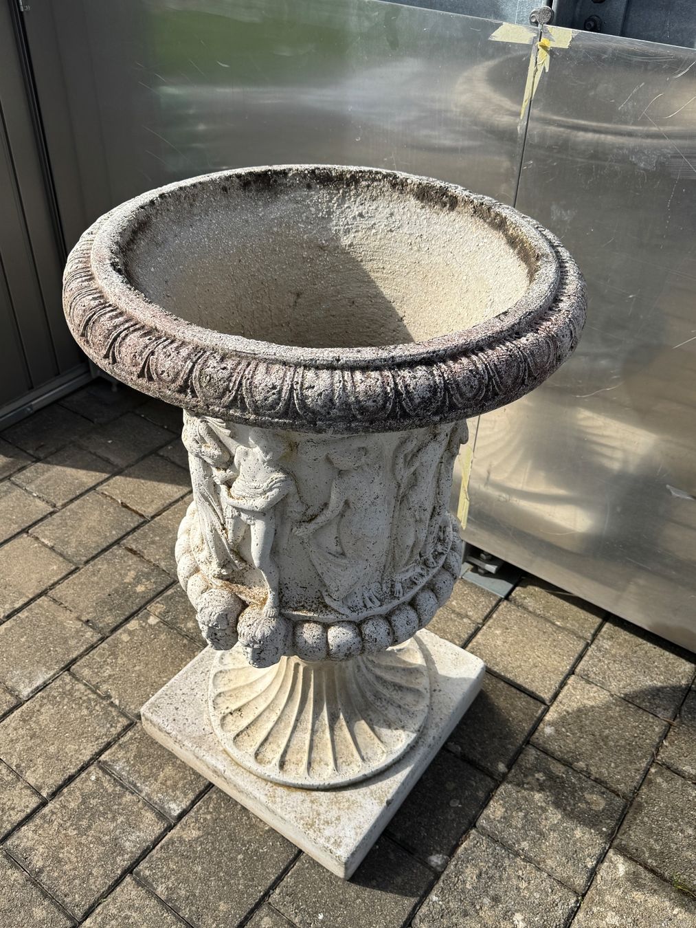 Pot de fleurs ancien