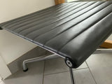 Chaise Vitra Alu Charles & Ray Eames EA124 et EA125