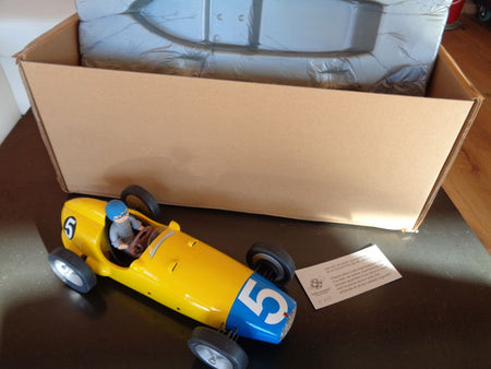 Spirou et Fantasio - Voiture Aroutcheff