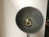 Ancienne lampe industrielle d'atelier