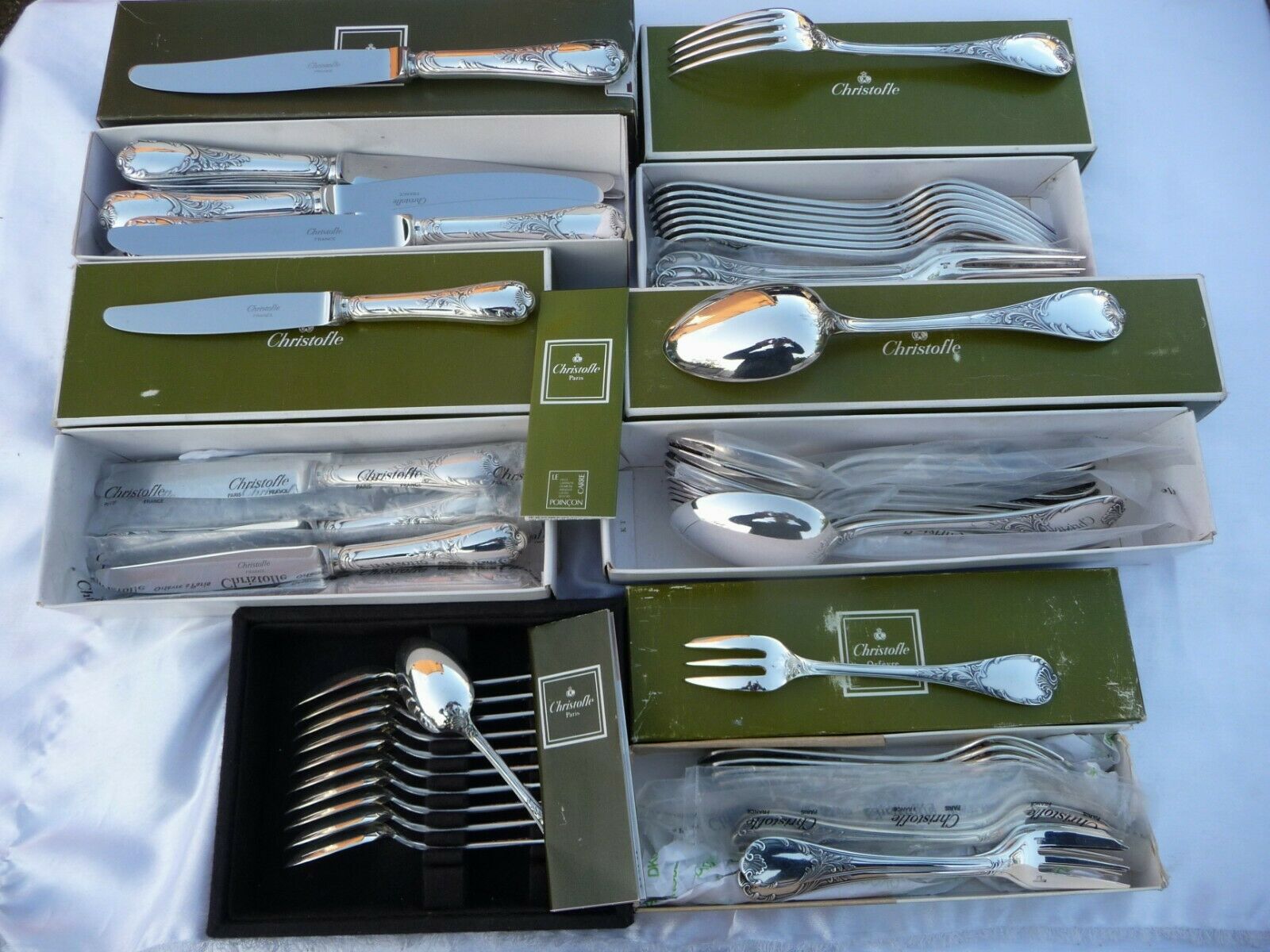 CHRISTOFLE MARLY MAGNIFIQUE MÉNAGÈRE DANS BOITE DE 72 PIECES