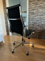 Chaise de bureau Vitra Charles Eames, EA 119, Chaise en cuir chromé,