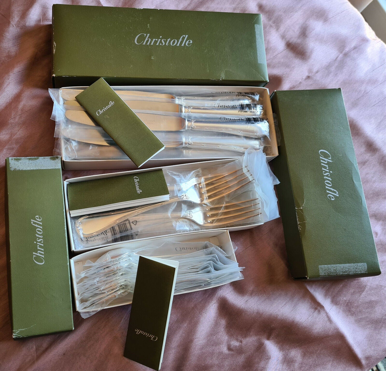 CHRISTOFLE Boîte 12 fourchettes métal argenté modèle RUBANS L=20,5 cm