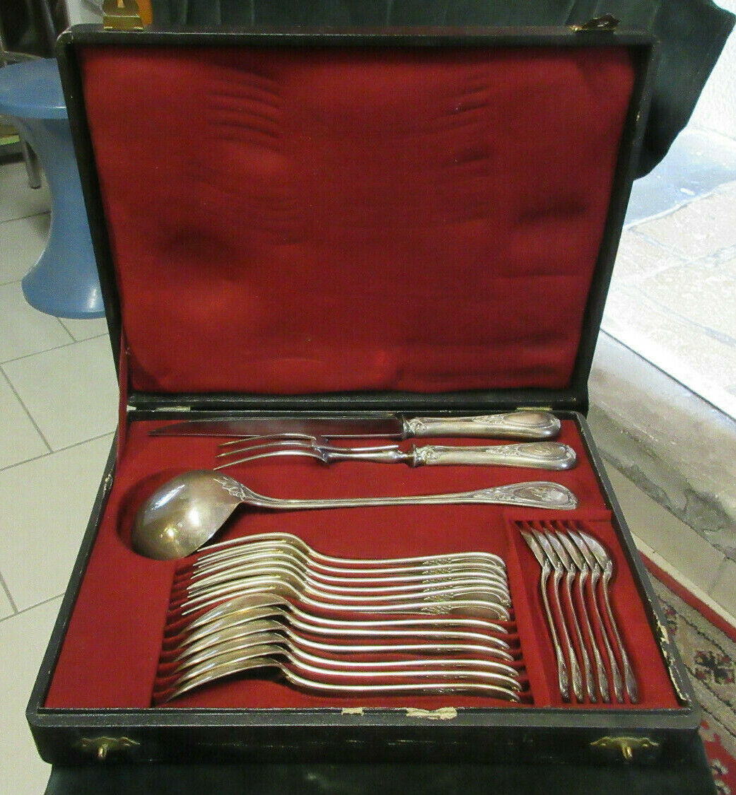 Ancienne ménagère 21 pièces en argent massif