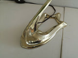 LAMPE ART DECO / ART NOUVEAU EN BRONZE. TULIPE EN VERRE IRISE ATTRIBUEE A LOETZ
