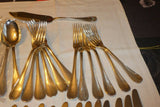 Ménagère Christofle modèle Malmaison 82 pièces en métal argenté Christofle