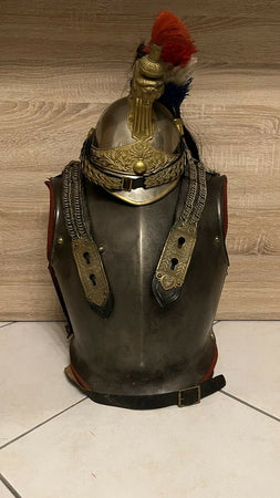 Cuirasse, Casque et Épaulettes d’Officier