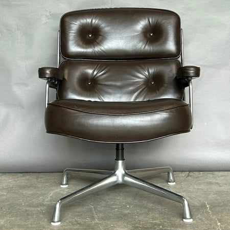 Chaise de lobby HERMAN MILLER Charles Eames Time Life marron milieu du siècle salon vitra