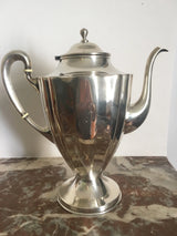 Cafetière en argent massif