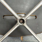 Chaise de lobby HERMAN MILLER Charles Eames Time Life marron milieu du siècle salon vitra