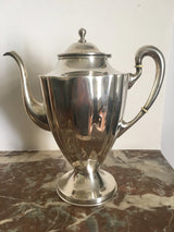 Cafetière en argent massif