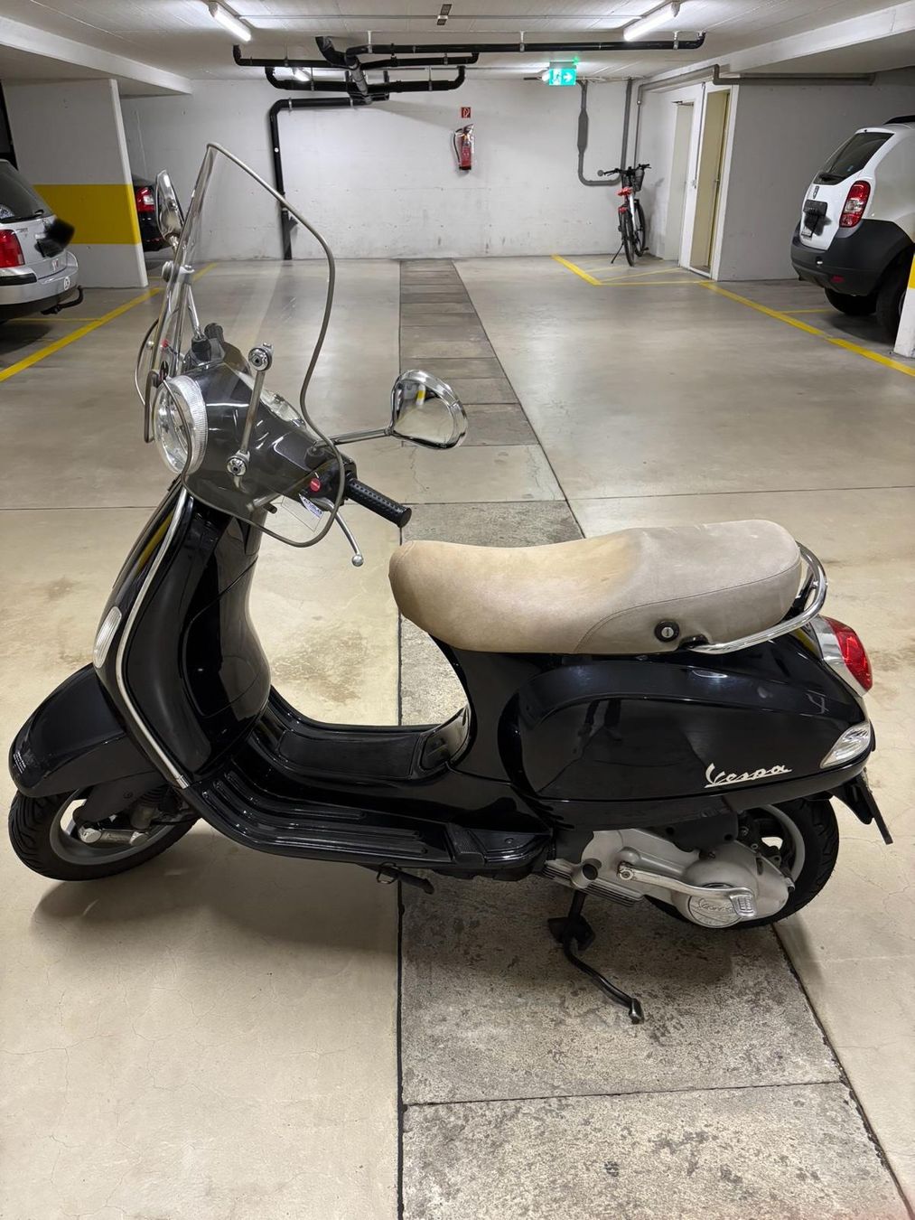 Vespa LX 125_Noir